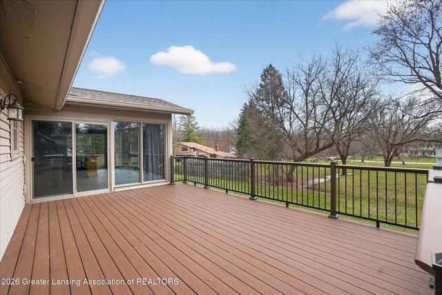 13780 Hamersley Drive, Bath, MI 48808