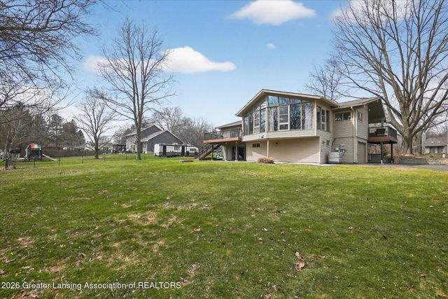 13780 Hamersley Drive, Bath, MI 48808