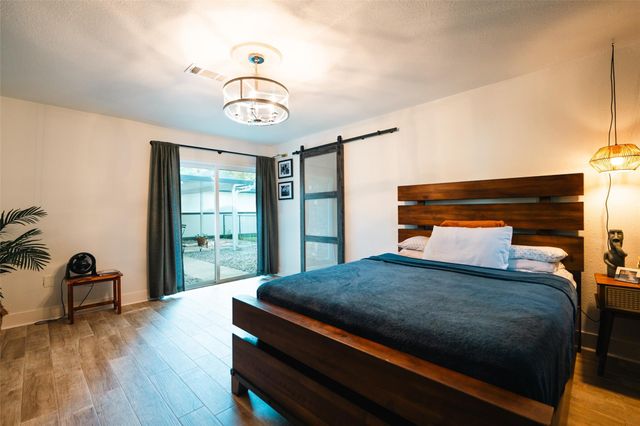 419 Magnolia Bend, New Caney, TX 77357