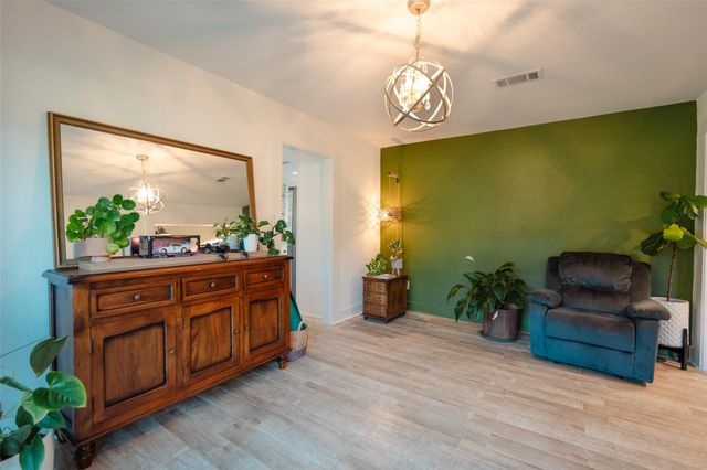 419 Magnolia Bend, New Caney, TX 77357