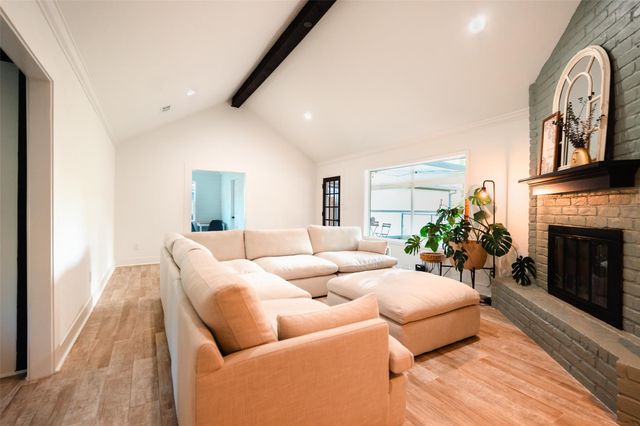 419 Magnolia Bend, New Caney, TX 77357