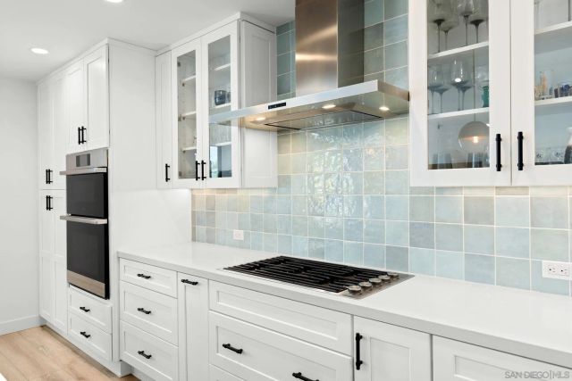 4525 Alhambra St, San Diego, CA 92107