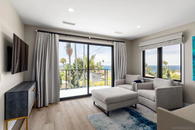 4525 Alhambra St, San Diego, CA 92107