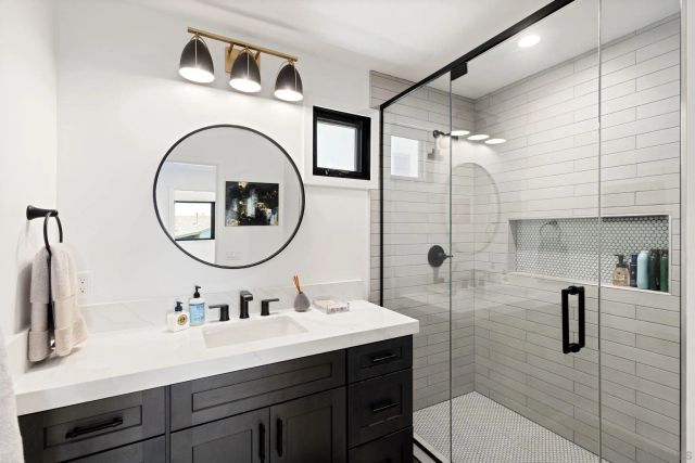 4525 Alhambra St, San Diego, CA 92107