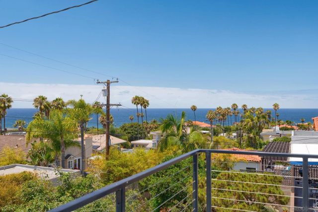 4525 Alhambra St, San Diego, CA 92107