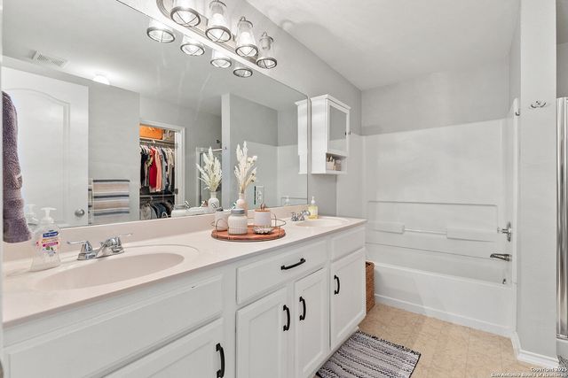 5503 Justin Cove, San Antonio, TX 78240