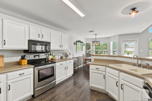 5503 Justin Cove, San Antonio, TX 78240
