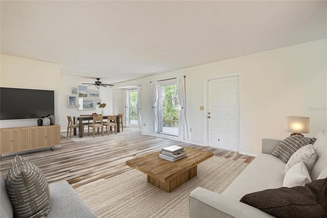 7222 MEADOWBROOK DRIVE, Sarasota, FL 34243