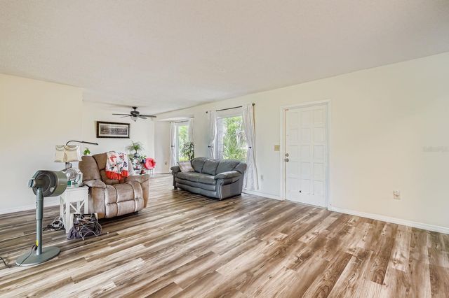 7222 MEADOWBROOK DRIVE, Sarasota, FL 34243