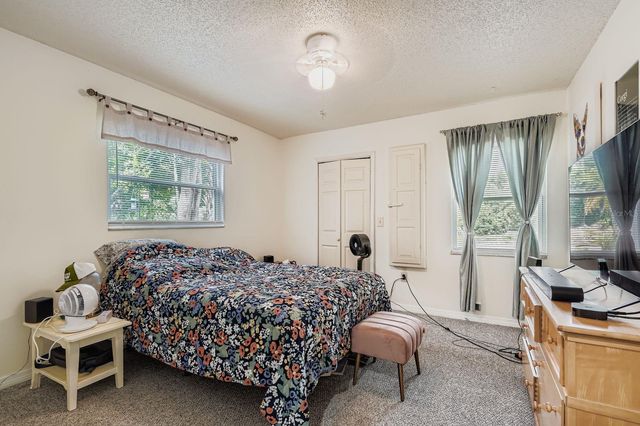 7222 MEADOWBROOK DRIVE, Sarasota, FL 34243