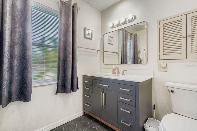 7222 MEADOWBROOK DRIVE, Sarasota, FL 34243