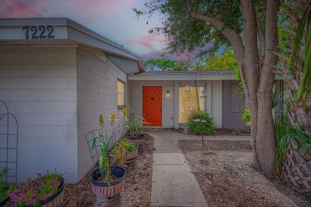 7222 MEADOWBROOK DRIVE, Sarasota, FL 34243