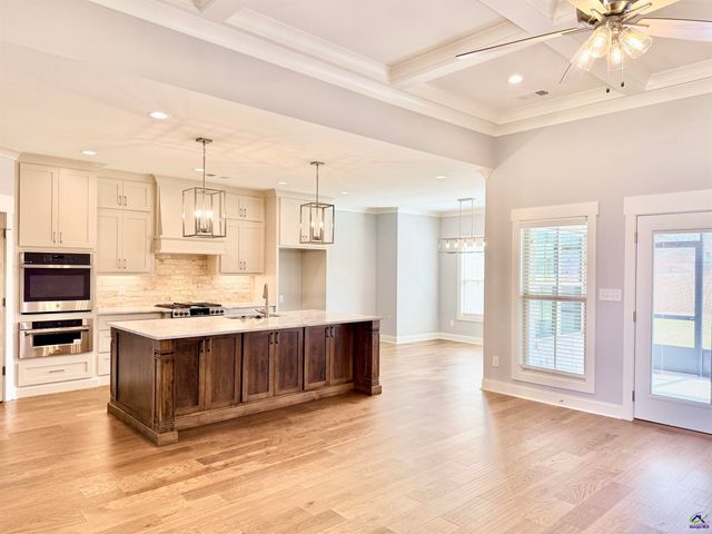 413 Bristleleaf Path, Kathleen, GA 31047