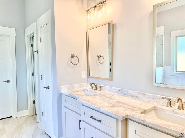 413 Bristleleaf Path, Kathleen, GA 31047