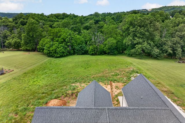 4413 Twin Creeks Dr, Cookeville, TN 38506