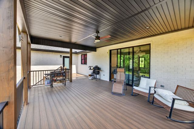 4413 Twin Creeks Dr, Cookeville, TN 38506
