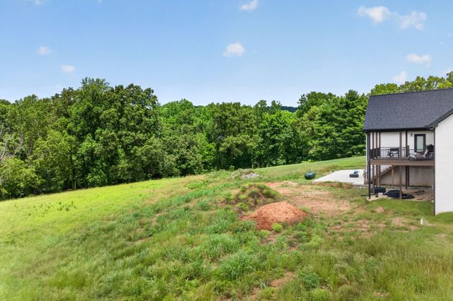 4413 Twin Creeks Dr, Cookeville, TN 38506