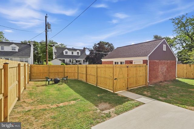 6231 MARLORA RD, Baltimore, MD 21239