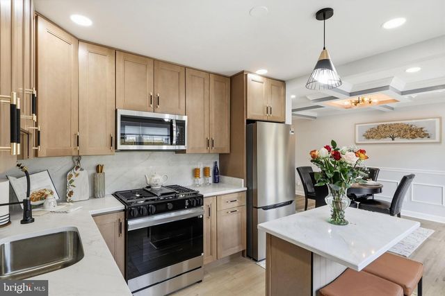 6231 MARLORA RD, Baltimore, MD 21239