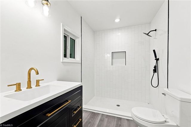 1011 4th Street, Eden, NC 27288