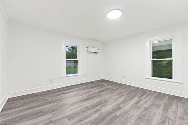 1011 4th Street, Eden, NC 27288