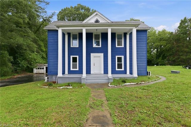 1011 4th Street, Eden, NC 27288