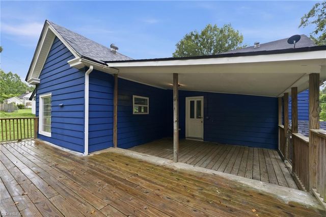 1011 4th Street, Eden, NC 27288