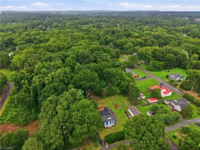 1011 4th Street, Eden, NC 27288