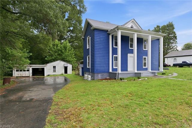 1011 4th Street, Eden, NC 27288