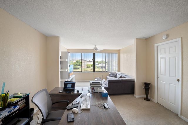 9783 N Belfort Cir 9783, Tamarac, FL 33321