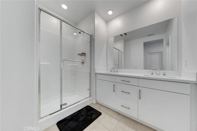 15280 HORIZON ST 6, Fontana, CA 92336