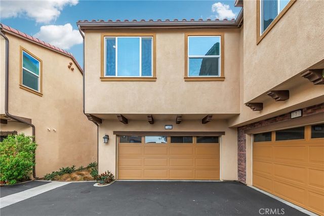 15280 HORIZON ST 6, Fontana, CA 92336