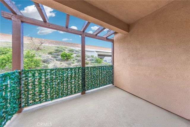 15280 HORIZON ST 6, Fontana, CA 92336