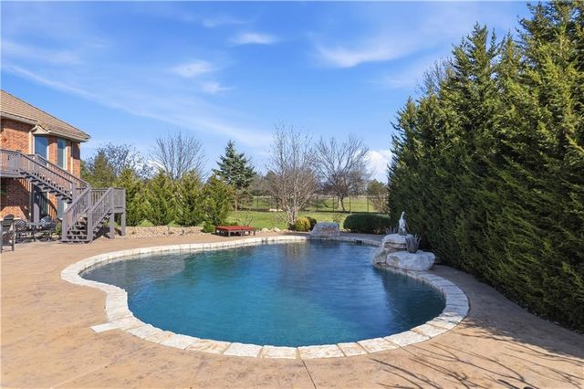 10777 W 179th Terrace, Overland Park, KS 66013
