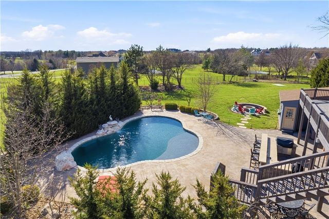 10777 W 179th Terrace, Overland Park, KS 66013