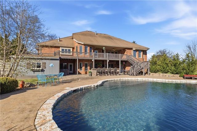10777 W 179th Terrace, Overland Park, KS 66013