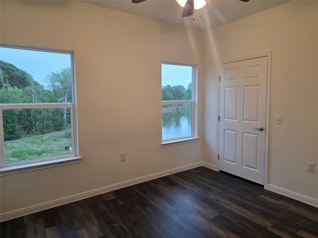 6311 White Oak Drive, Hitchcock, TX 77563