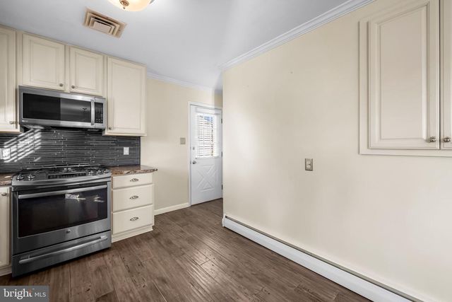 2112 SUBURBAN GREENS DR, Lutherville Timonium, MD 21093