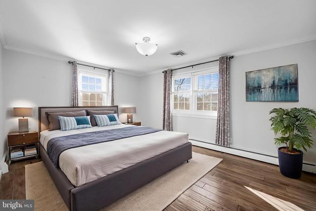 2112 SUBURBAN GREENS DR, Lutherville Timonium, MD 21093