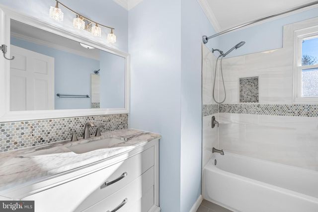 2112 SUBURBAN GREENS DR, Lutherville Timonium, MD 21093