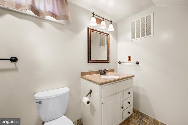 2112 SUBURBAN GREENS DR, Lutherville Timonium, MD 21093