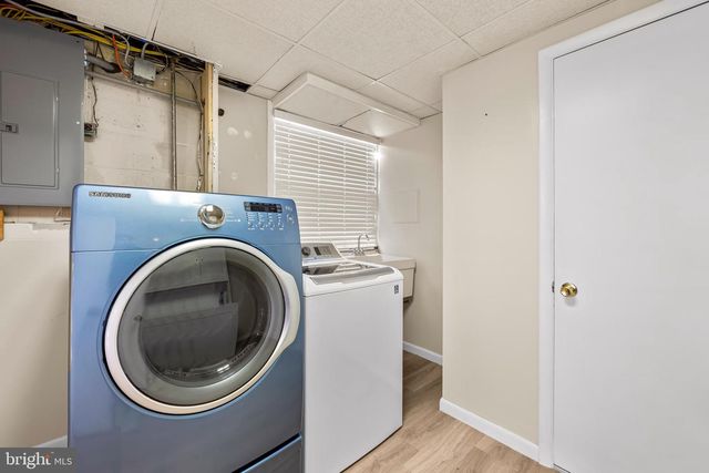 2112 SUBURBAN GREENS DR, Lutherville Timonium, MD 21093