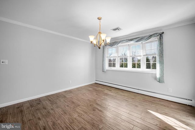 2112 SUBURBAN GREENS DR, Lutherville Timonium, MD 21093