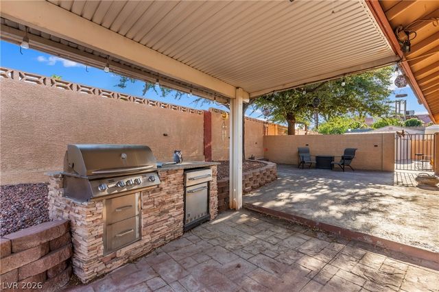 150 Drifting Sand Court, Henderson, NV 89074