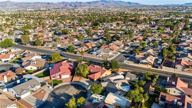 150 Drifting Sand Court, Henderson, NV 89074