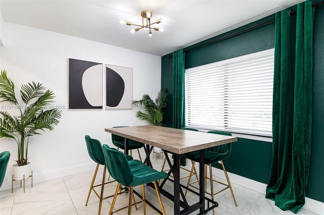 329 SE 12th Ave, Pompano Beach, FL 33060