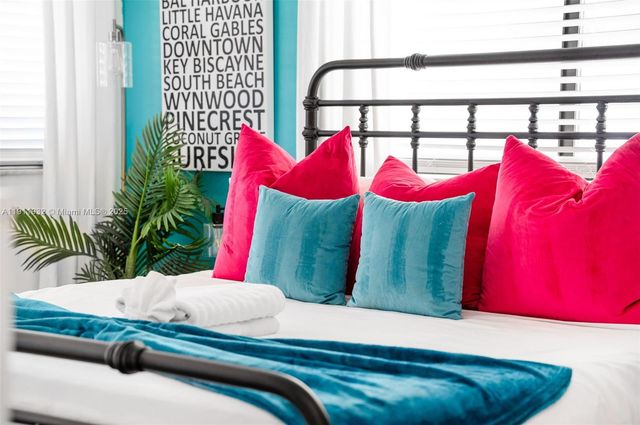 329 SE 12th Ave, Pompano Beach, FL 33060