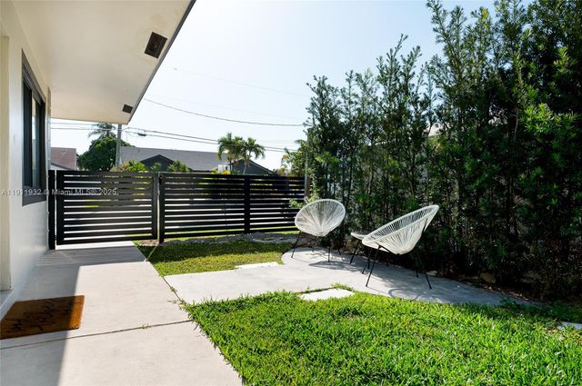 329 SE 12th Ave, Pompano Beach, FL 33060