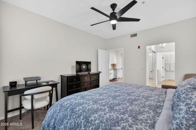 435 W RIO SALADO Parkway 204, Tempe, AZ 85281