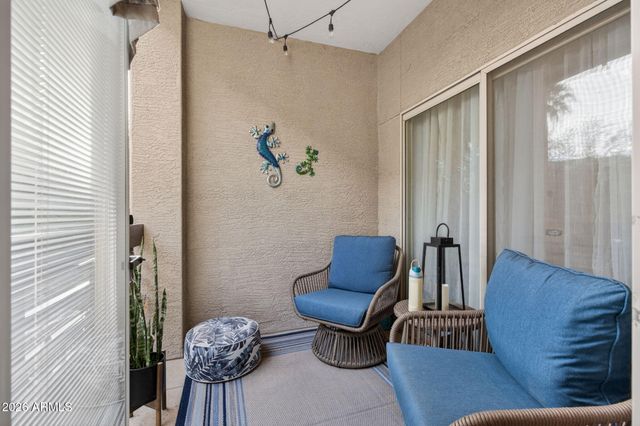 435 W RIO SALADO Parkway 204, Tempe, AZ 85281